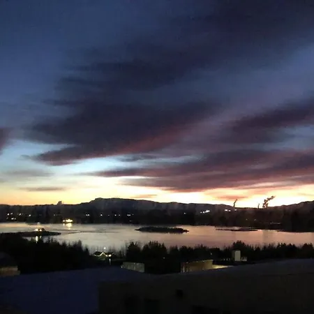 Villa Luxurious With Stunning Views Reykjavik