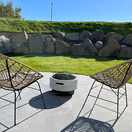 Luxurious With Stunning Views Villa Reykjavik